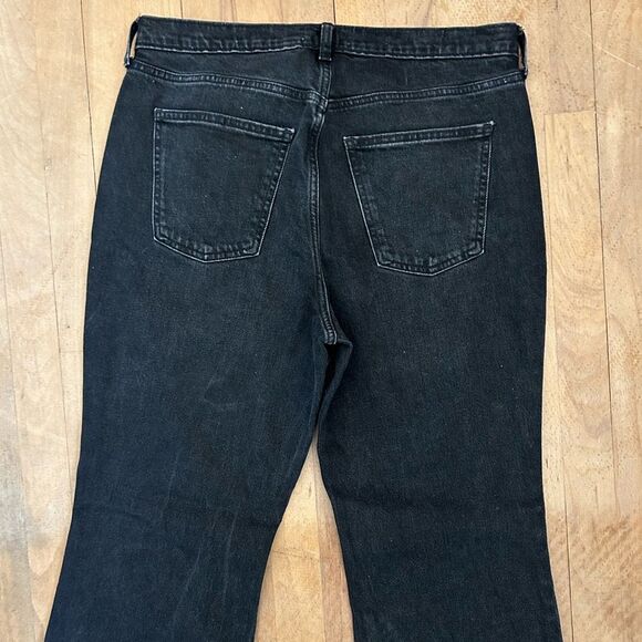 Universal Thread High Rise Short Black Jeans - Picture 4 of 7